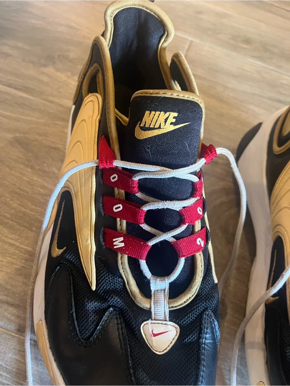 Nike Men's Black, Gold and Red Low-Top Sneakers